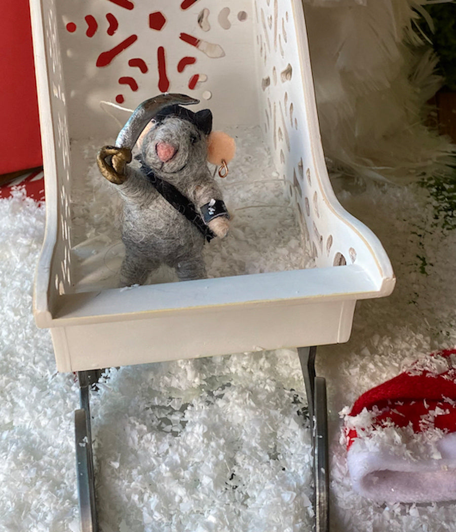 Brewmiceter Ornament Matey Mouse